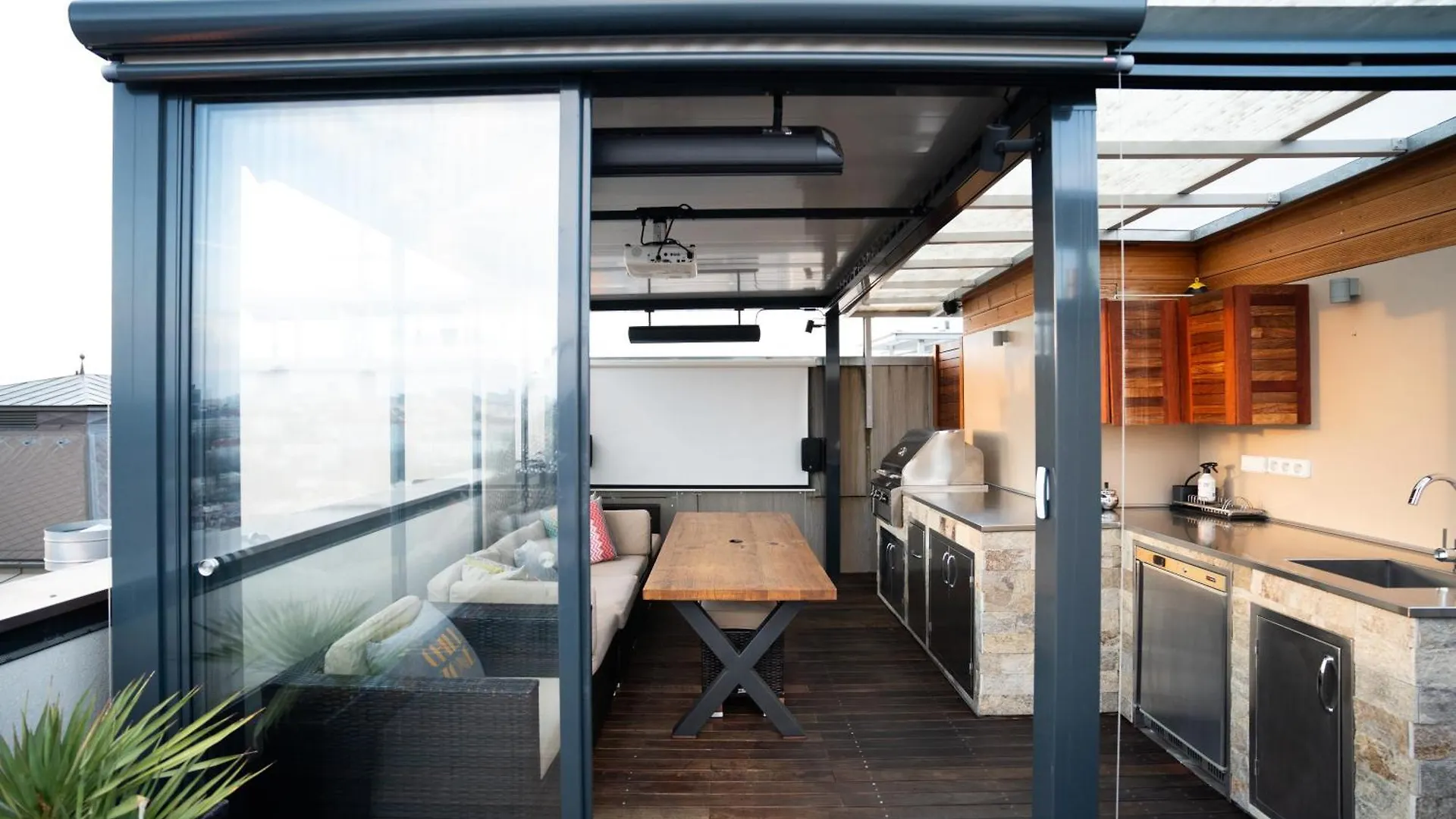 Apartment Luxury Rooftop Appartment With Fantastic Views Prague