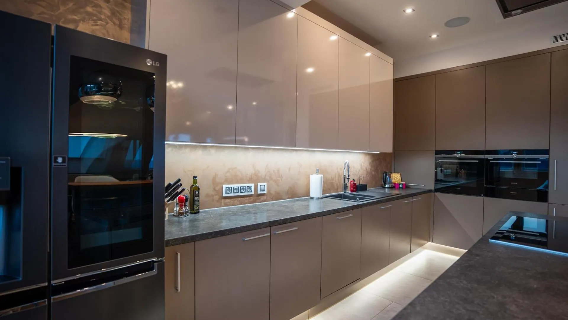 Apartment Luxury Rooftop Appartment With Fantastic Views Prague