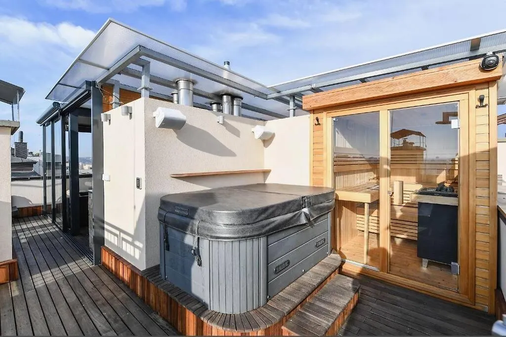Luxury Rooftop Appartment With Fantastic Views Prag